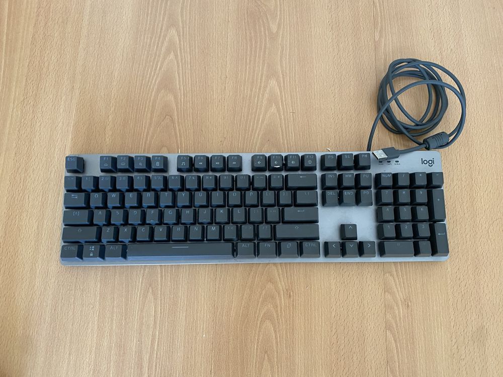 Teclado Rato e Mousepad Logitech