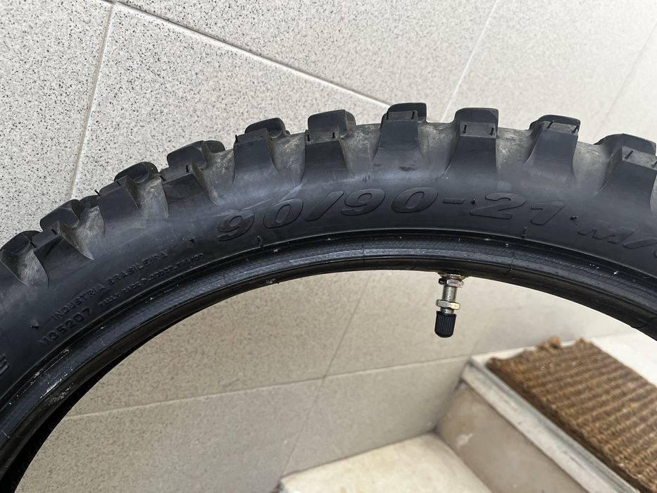 Pneus pirelli off road