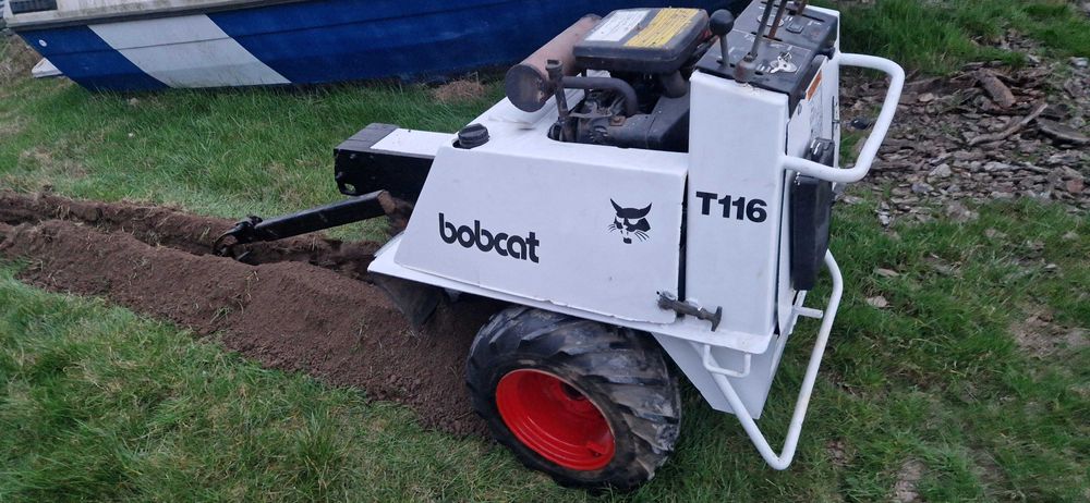 Koparka łańcuchowa Bobcat T116 do rowów pod kable nawodnienie