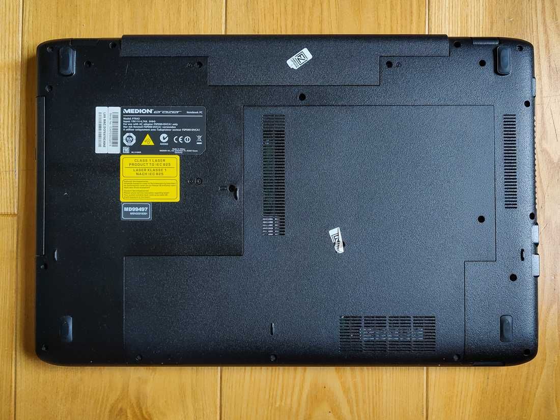 Medion Erazer P7643 – 17.3 cala - Intel Core i7 - NVidia  GeForce 2GB