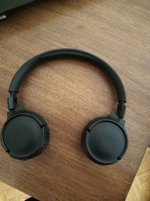 Навушники JBL tune 520 bt