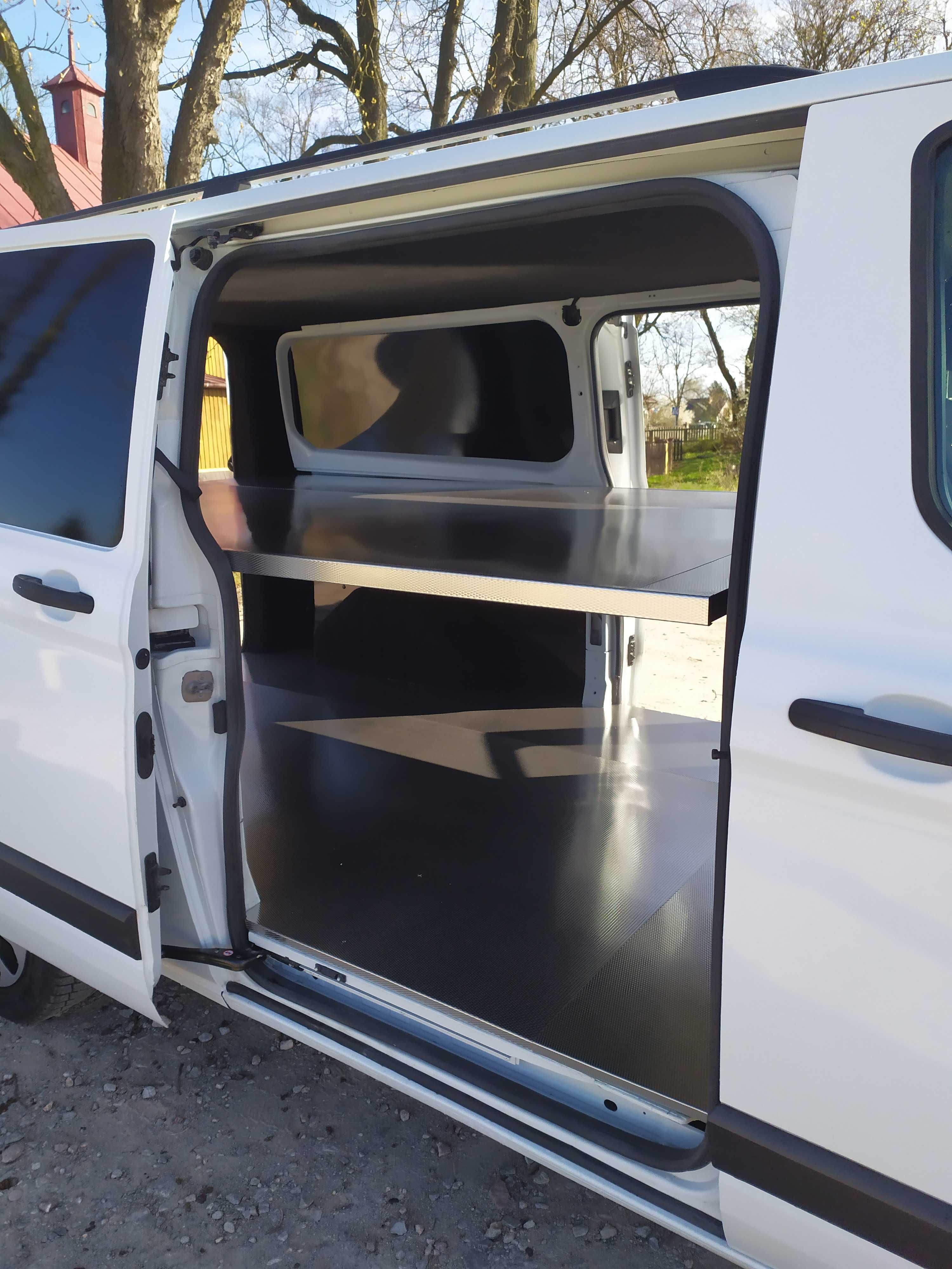 Karawan Specjalny Pogrzebowy Ford Custom L2H1 2 x Drzwi Suwane Klima
