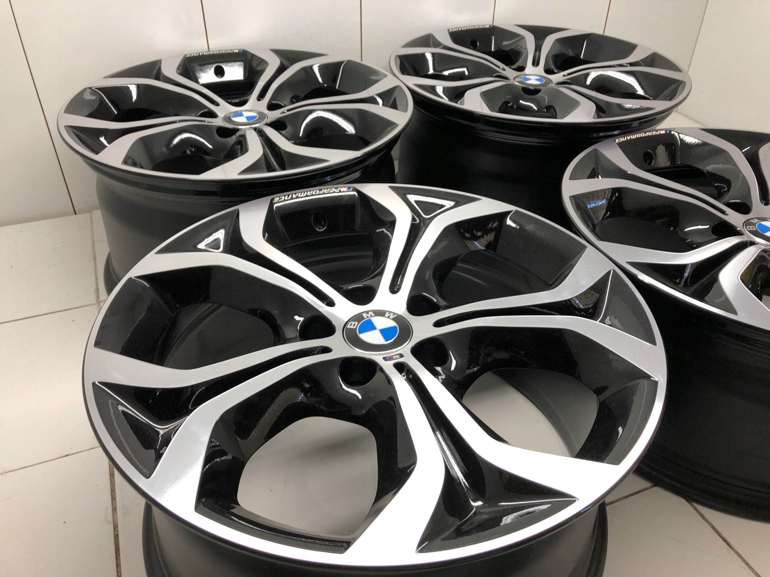 Felgi 19 BMW X5 X6 F15 F16 E70 E71 m Performance Competition