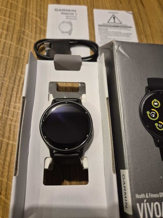 Smartwatch Garmin Vivoactive 5. Nowy na gwarancji. Na prezent.