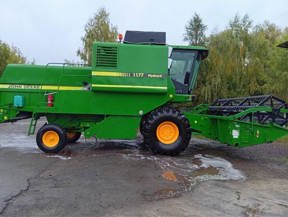 JOHN DEERE 1177 Hydro/4