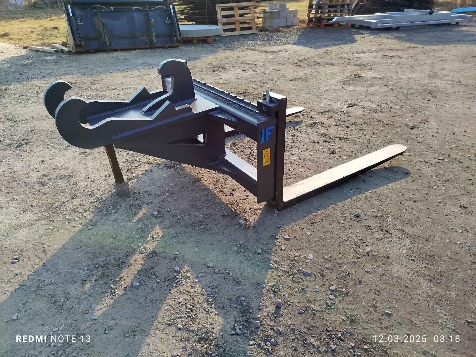 Paleciak Widły do palet Karetka SMP T620 5t