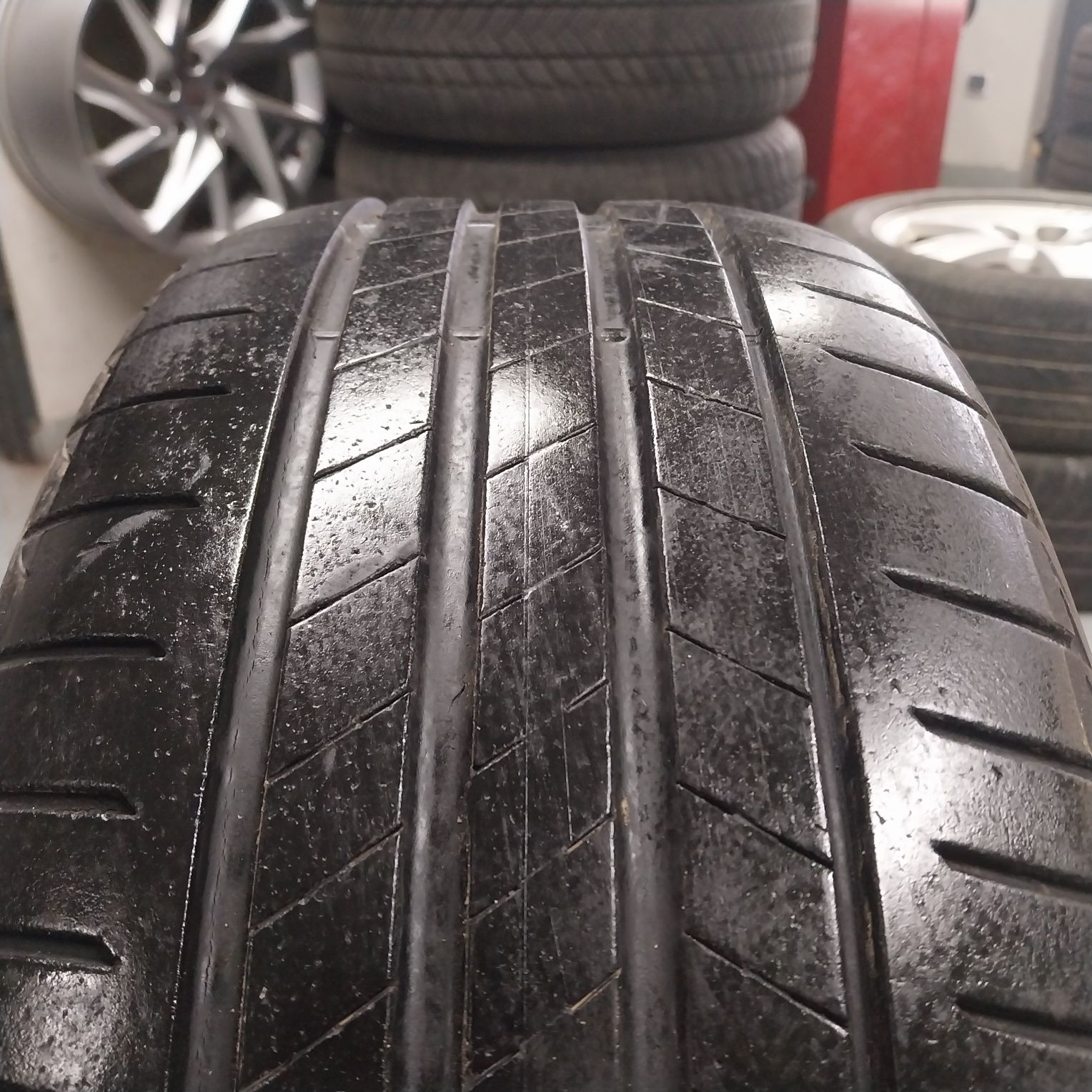 Opony Letnie BRIDGESTONE TURANZA T005 225/40R18 92Y Run Flat