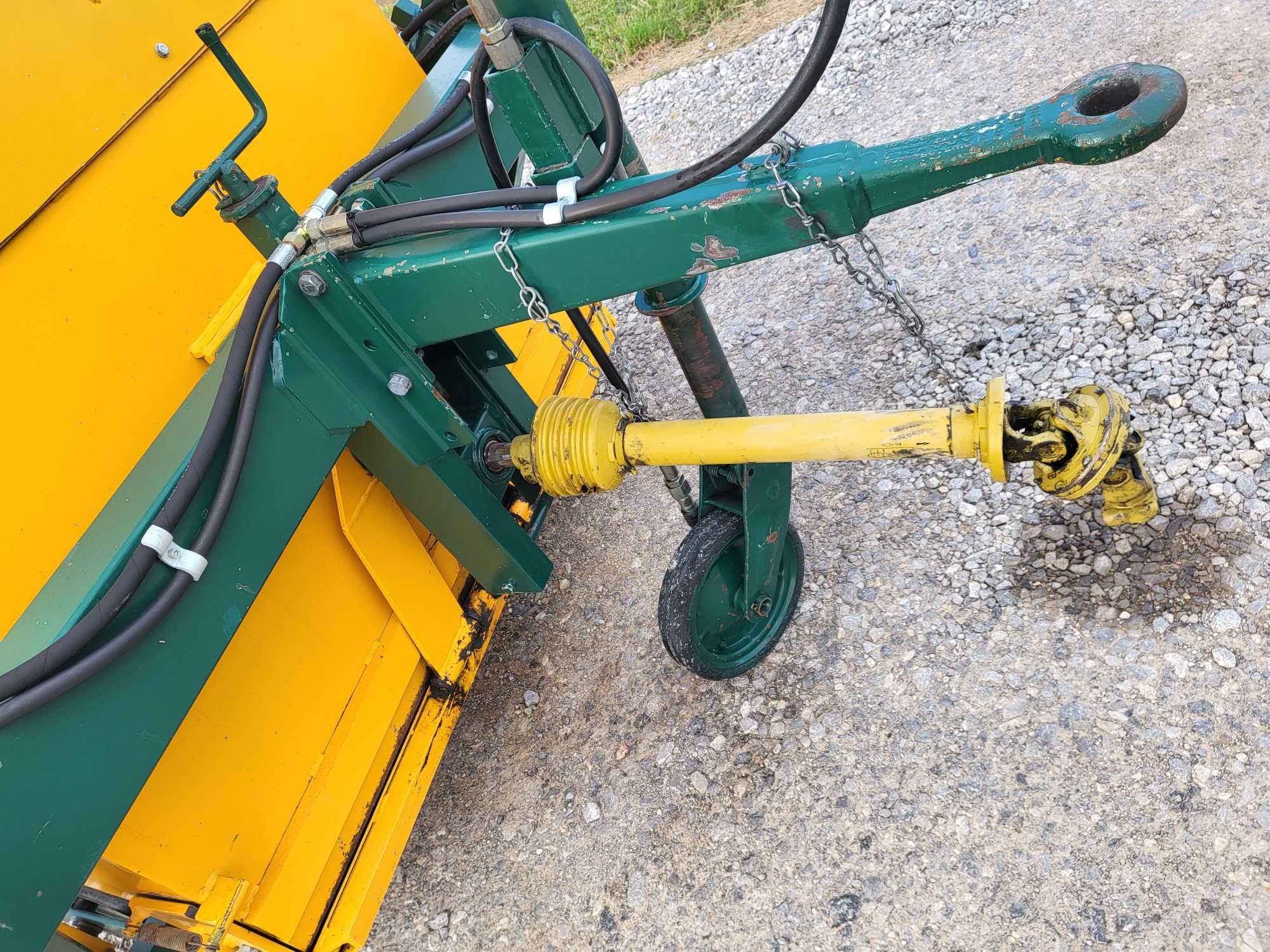 Piaskarka do trawników Boiskowa Golf  Eurogreen  Portax  120 cm
