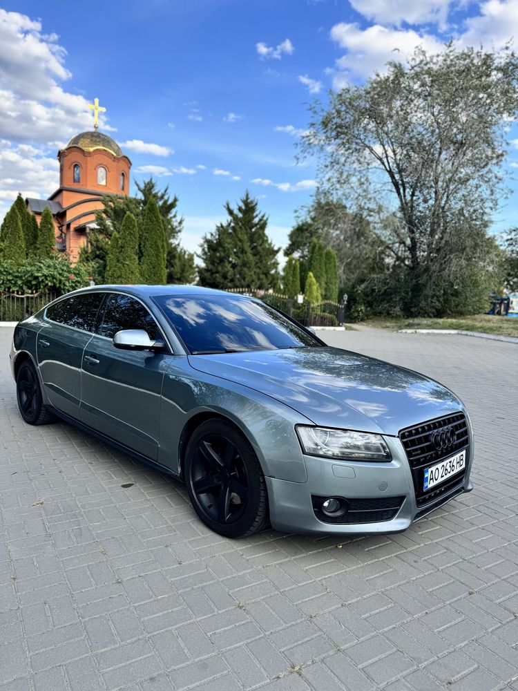 Audi A5 2011 рік