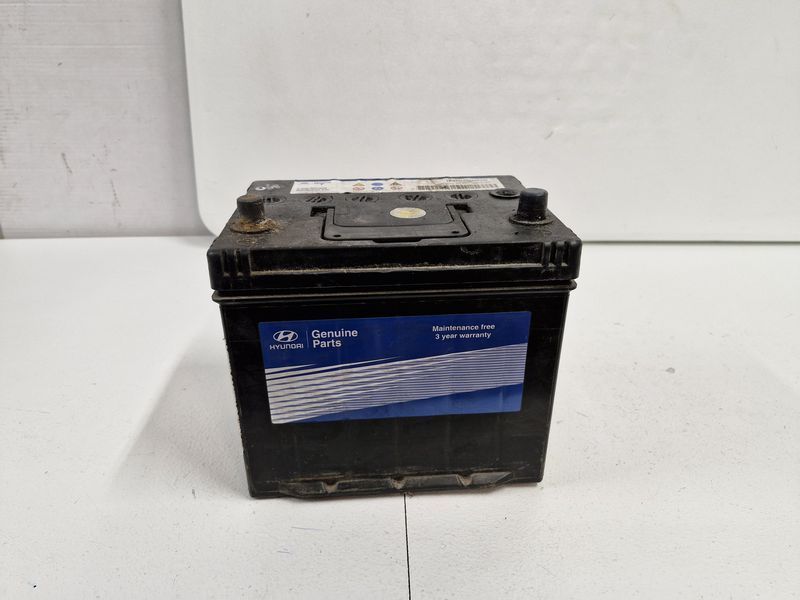 KIA HYUNDAI AKUMULATOR OE LP370APE060CH0 60Ah 390A