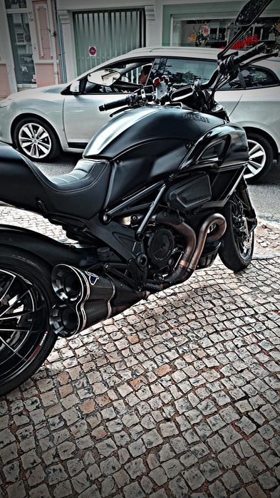 Ducati diavel 1260 black edition