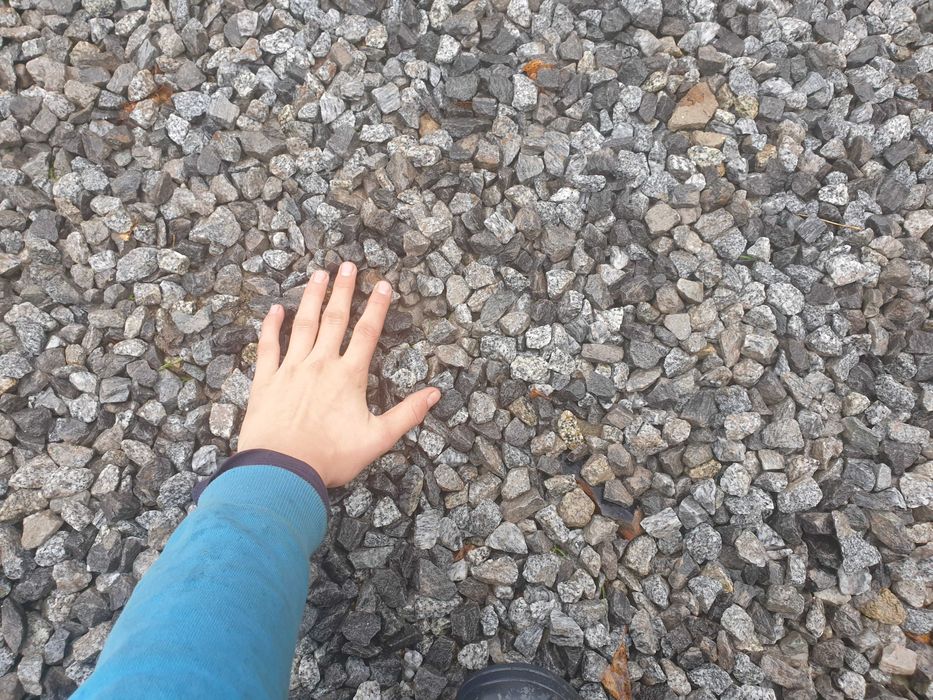 Piasek płukany, żwir, gruz, kamień drogowy, podsypka