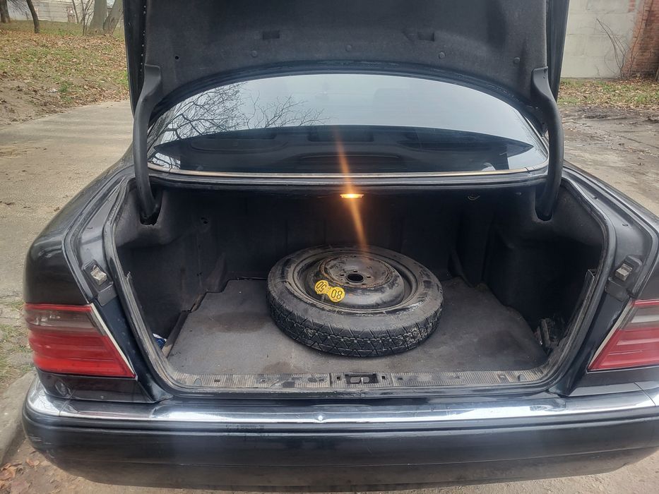 продам Mercedes w210 на полном ходу