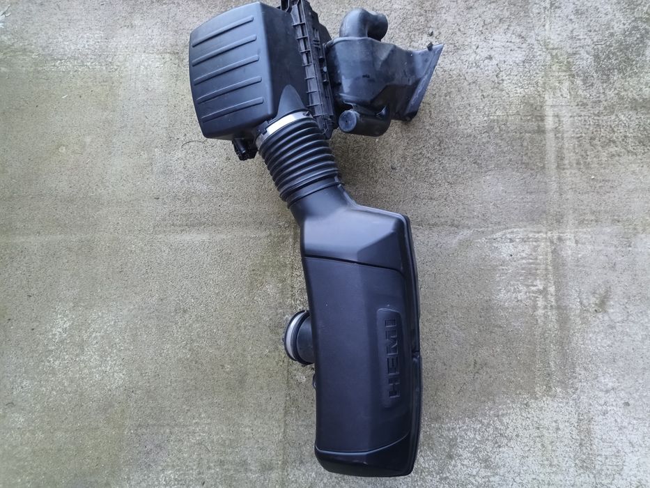 Rezonator powietrza Dodge Durango 5.7 Hemi