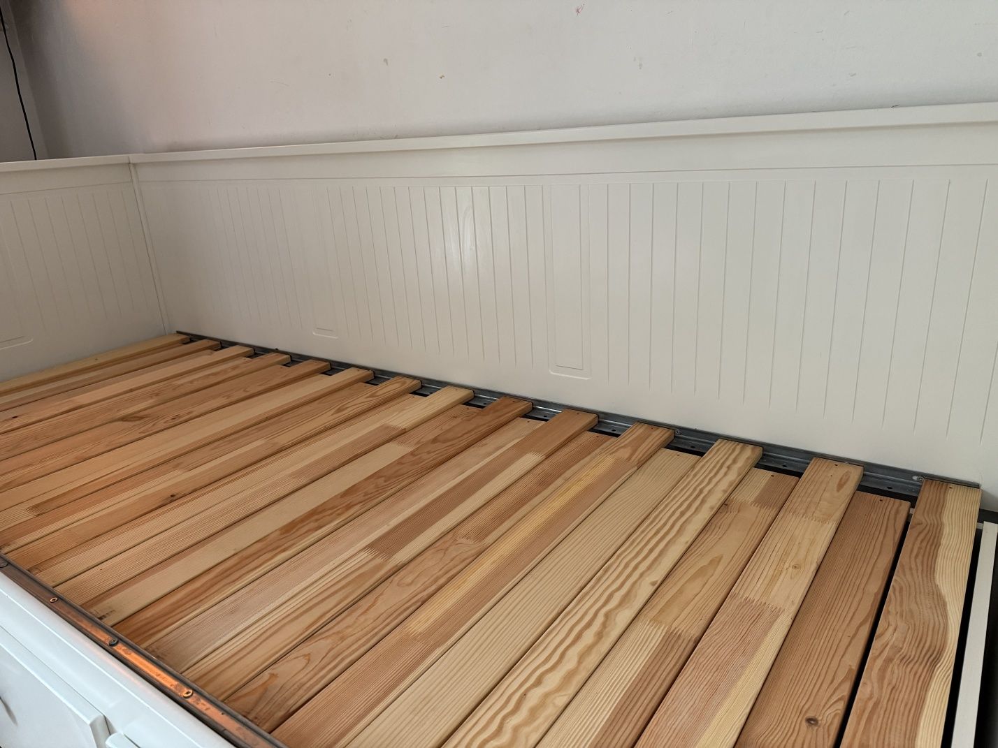 Łóżko IKEA Hemnes (z materacami lub bez)