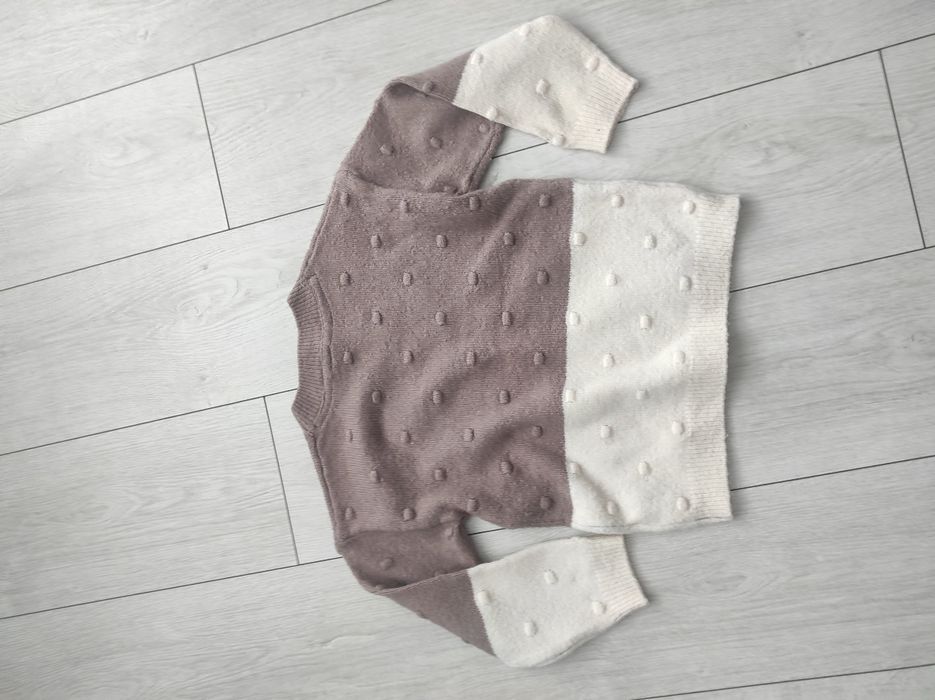 Sweterek dla dziewczynki 116