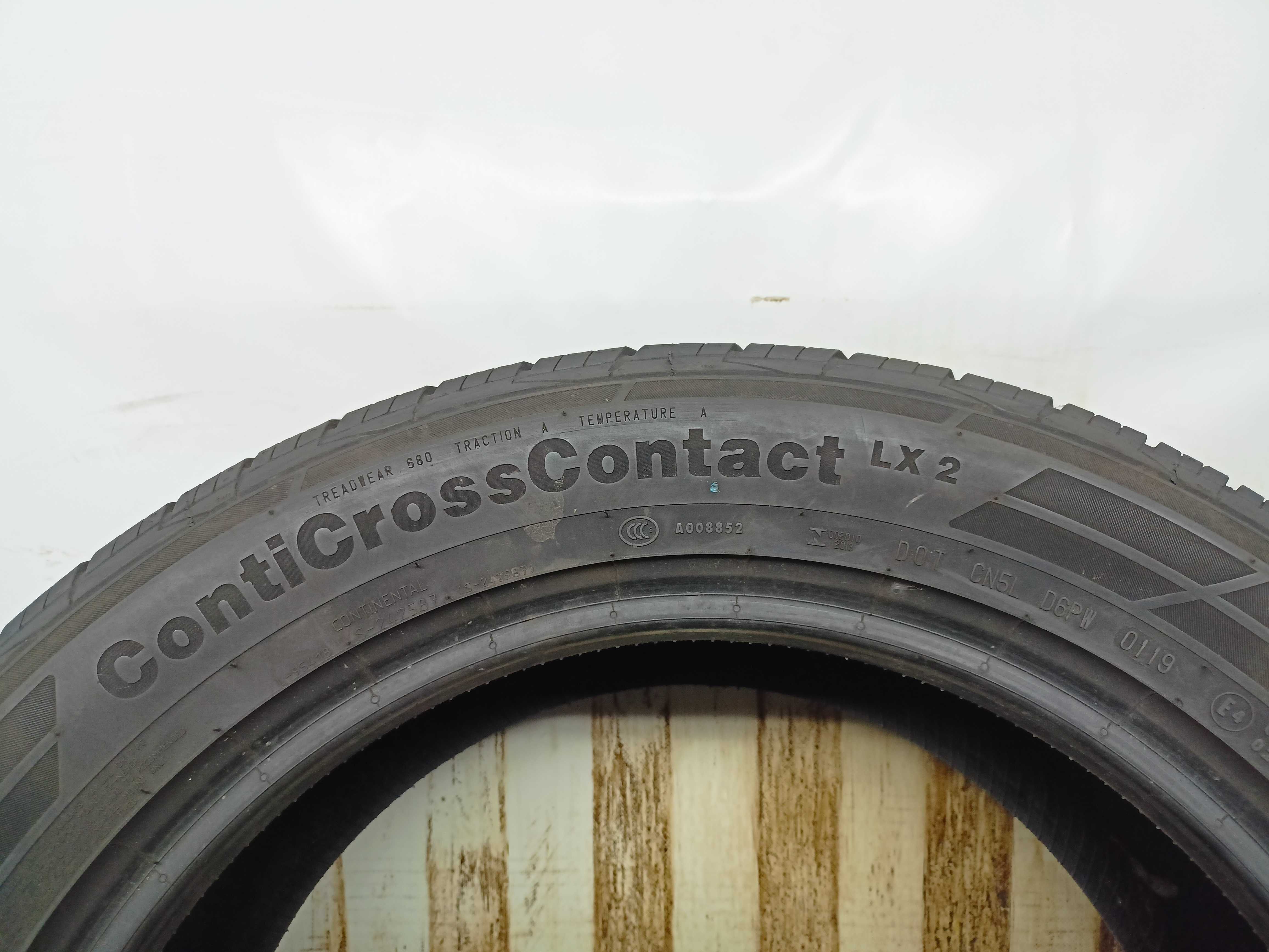 Continental CrossContact LX2 225/55/18 19r 98V 2x8,2mm 2x7,9mm (3906)
