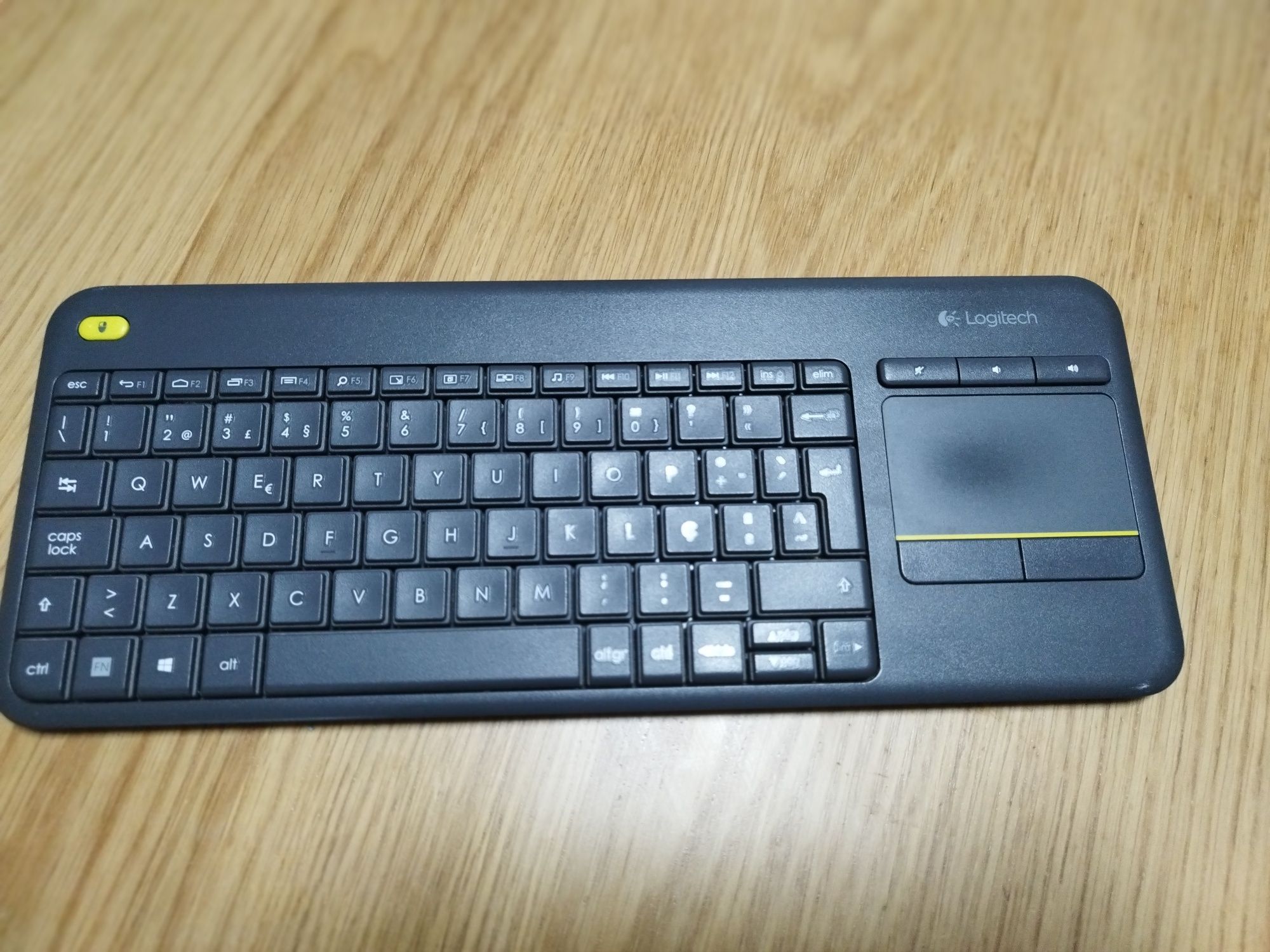 Teclado Wifi Logitech K400 Plus