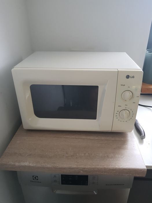 Kuchenka mikrofalowa LG