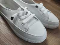 Trampki buty adidasy damskie białe rozmiar 39 nowe