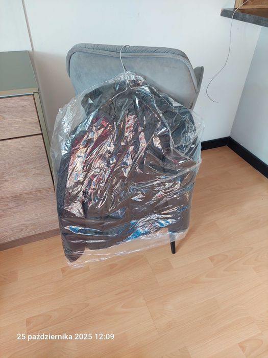 Kurtka puchowa Hugo Boss chłopięca 12 lat – stan bardzo dobry/idealny