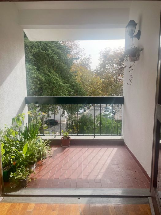 Quarto em Cascais excelente localização. 8 minutos a pé do Centro.