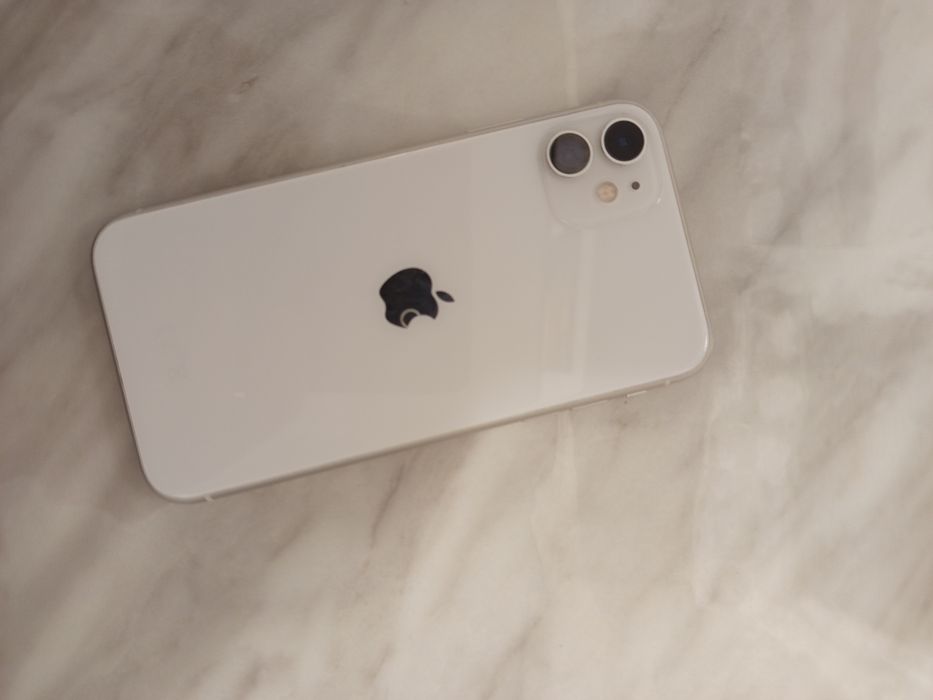 Телефон iPhone 11 256gb