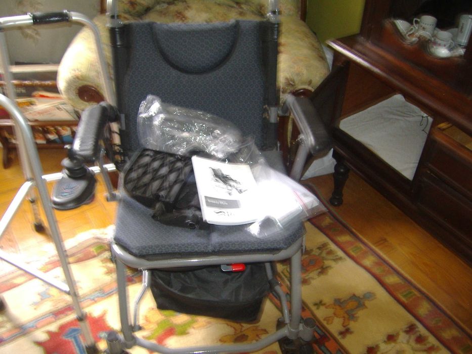 cadeira de rodas eléctrica pouco uso