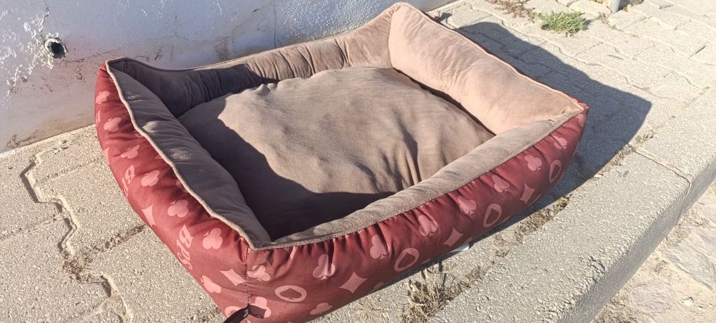 Caminha de cao com almofada