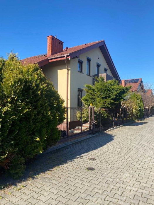 Dom jednorodzinny, wolnostojący Kraków ul. Ważewskiego, Opatkowice