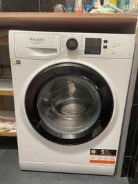Máquina de Lavar Roupa HOTPOINT