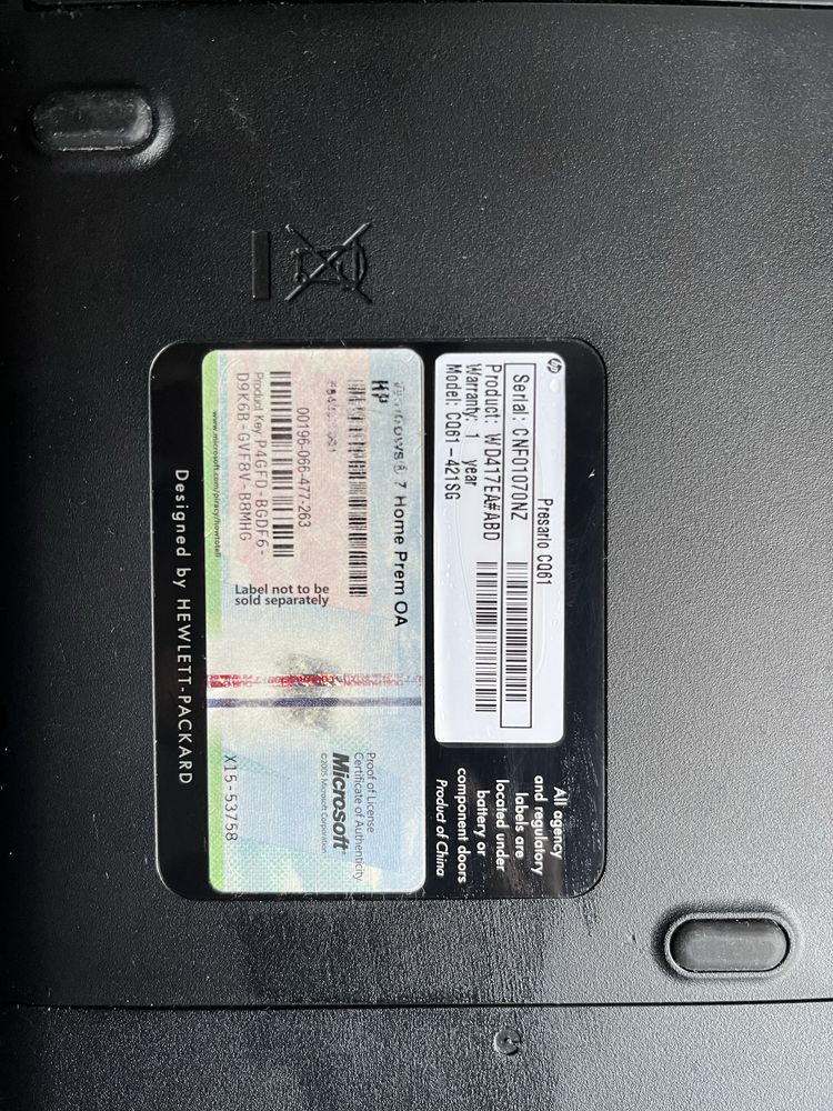 Laptop compaq nie kompletny