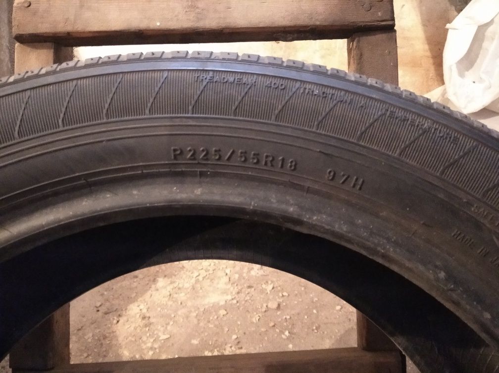 Продам резину Goodyear eagle ls 2 225/55 R 18