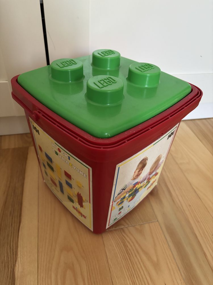 Klocki LEGO Duplo – zestaw klocków + figurki + pudełko