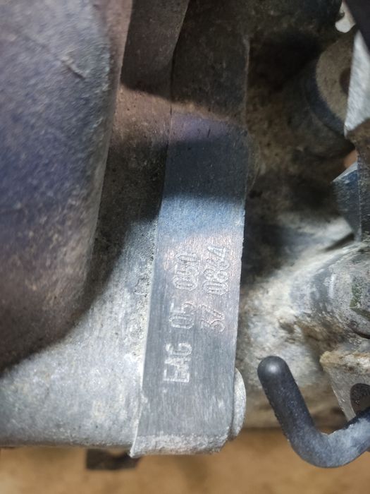 Редуктор коробки і коробка  02c409107h vw golf 4 1.9 tdi  EAG