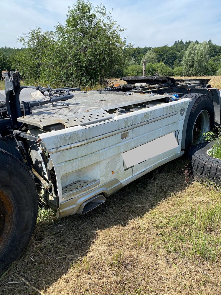 Scania R Osłona Między Ośiowa lewa   3 ośka Streamline
