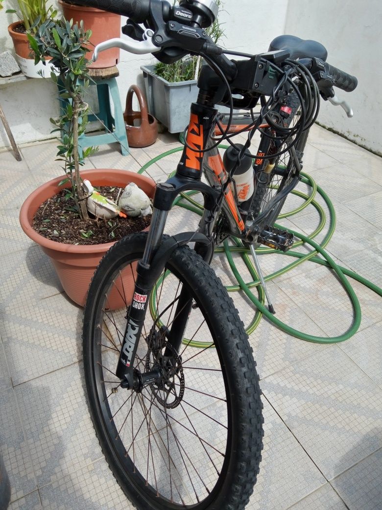 Bicicleta de montanha  KTM