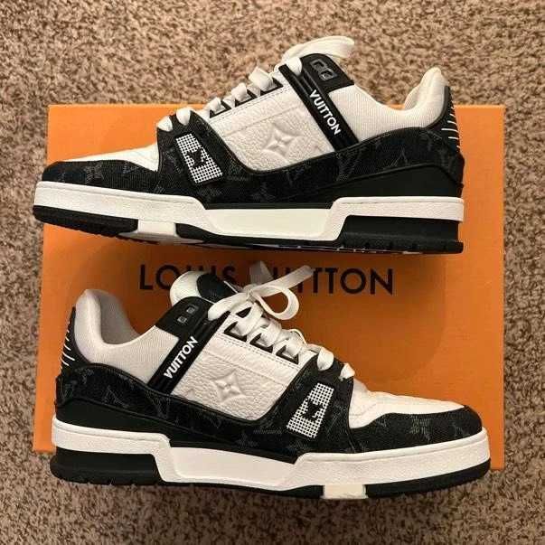 Buty‍ Obuwie sportowe Louis Vuitton LV Trainer White Black r.38