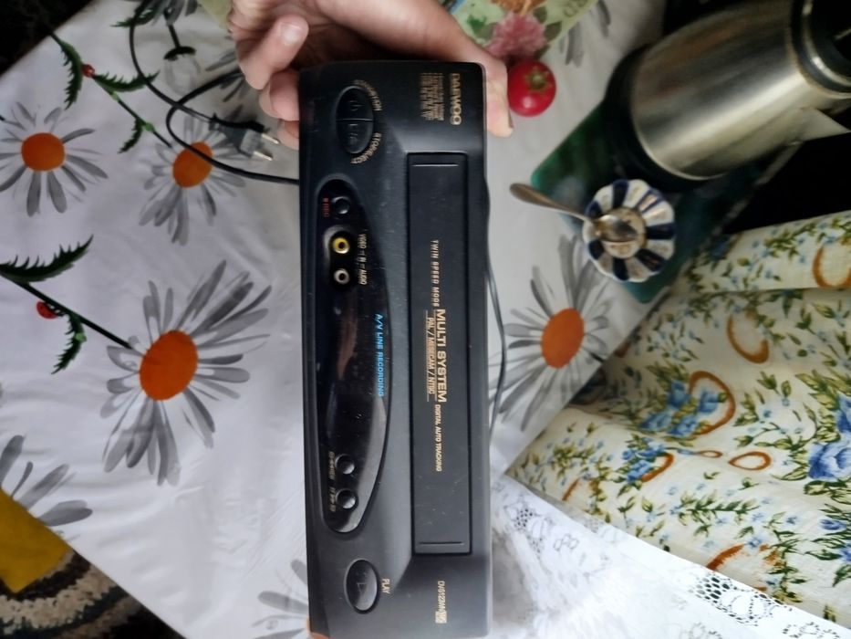 Продам DAEWOO видеомагнитофон