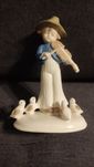 Porcelanowa sygnowana niemiecka figurka