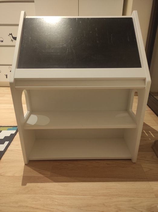 Biurko domek dla dziecka