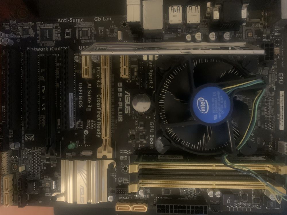 Материнська плата Asus B85 Plus + Intel i3 4170 DDR3 2gb