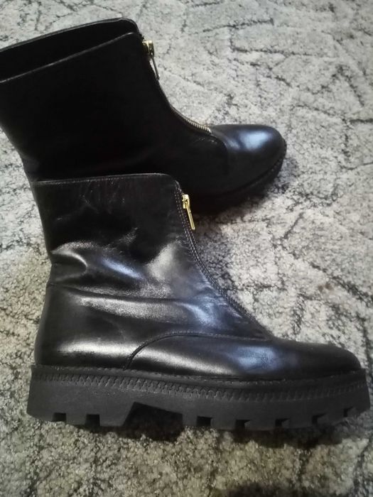 Черевики. Ботинки