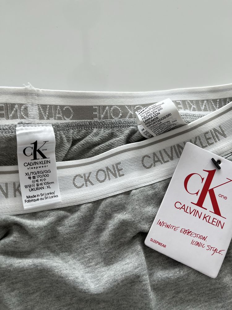 Calvin Klein spodnie od piżamy XL, cienkie dresy?