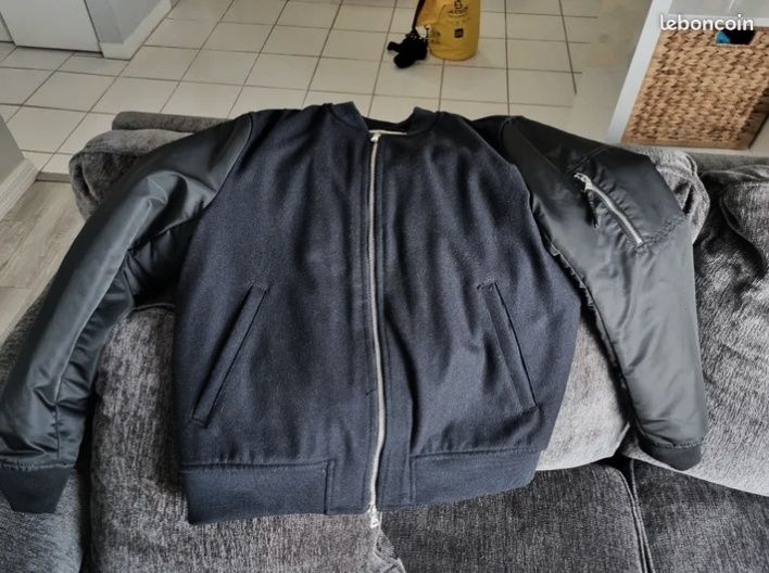 Бомбер на синтепоні розмір М 44р