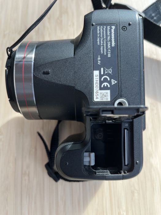 Panasonic Lumix DMC-FZ48 + Saco de transporte impermeável