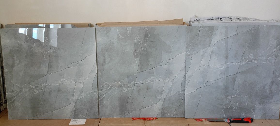 Płytki gresowe 60x60. .10m2
