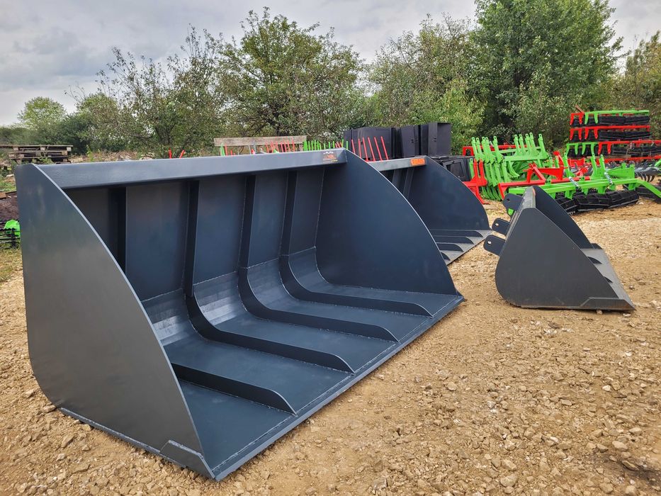 Łyżka/ Łycha do zboża objętościowa do ładowarki/ Tura ciągnika Szufla