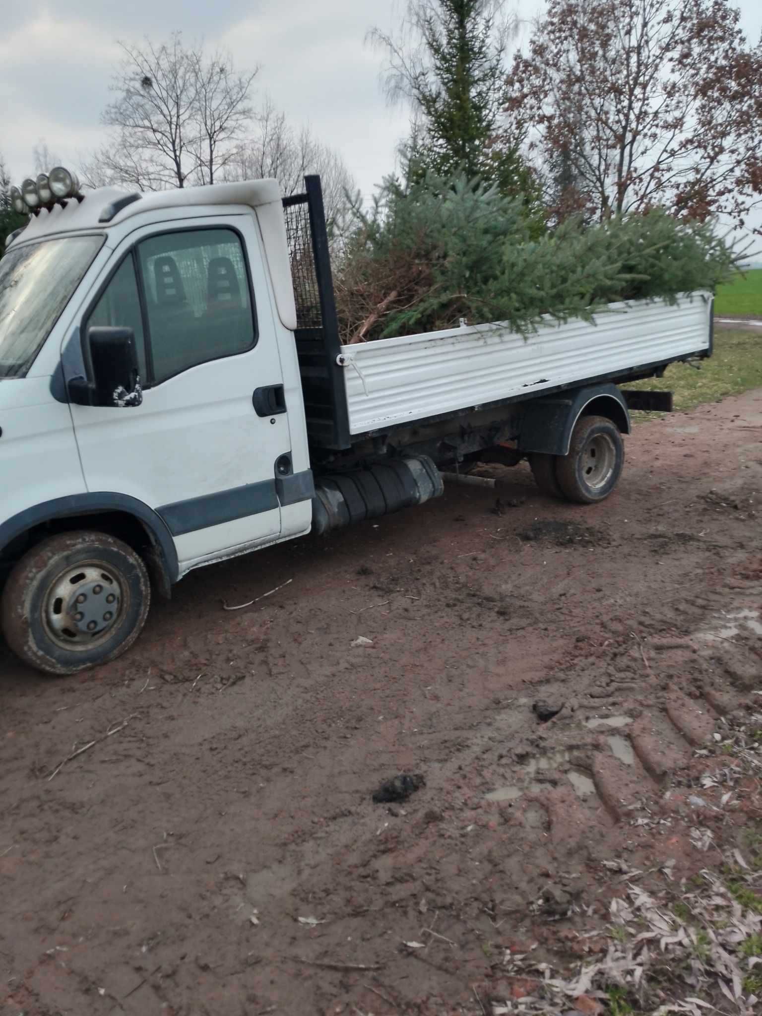 Usługi koparko-ładowarką, Roboty ziemne. Koparka.Transport do 3,5 T.