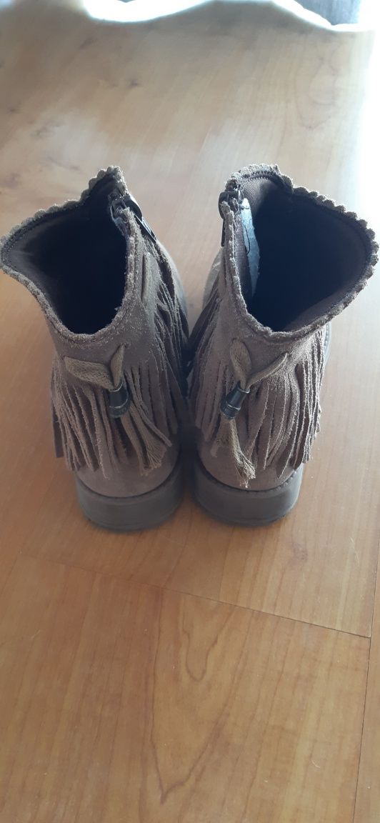 Botas menina nr 34